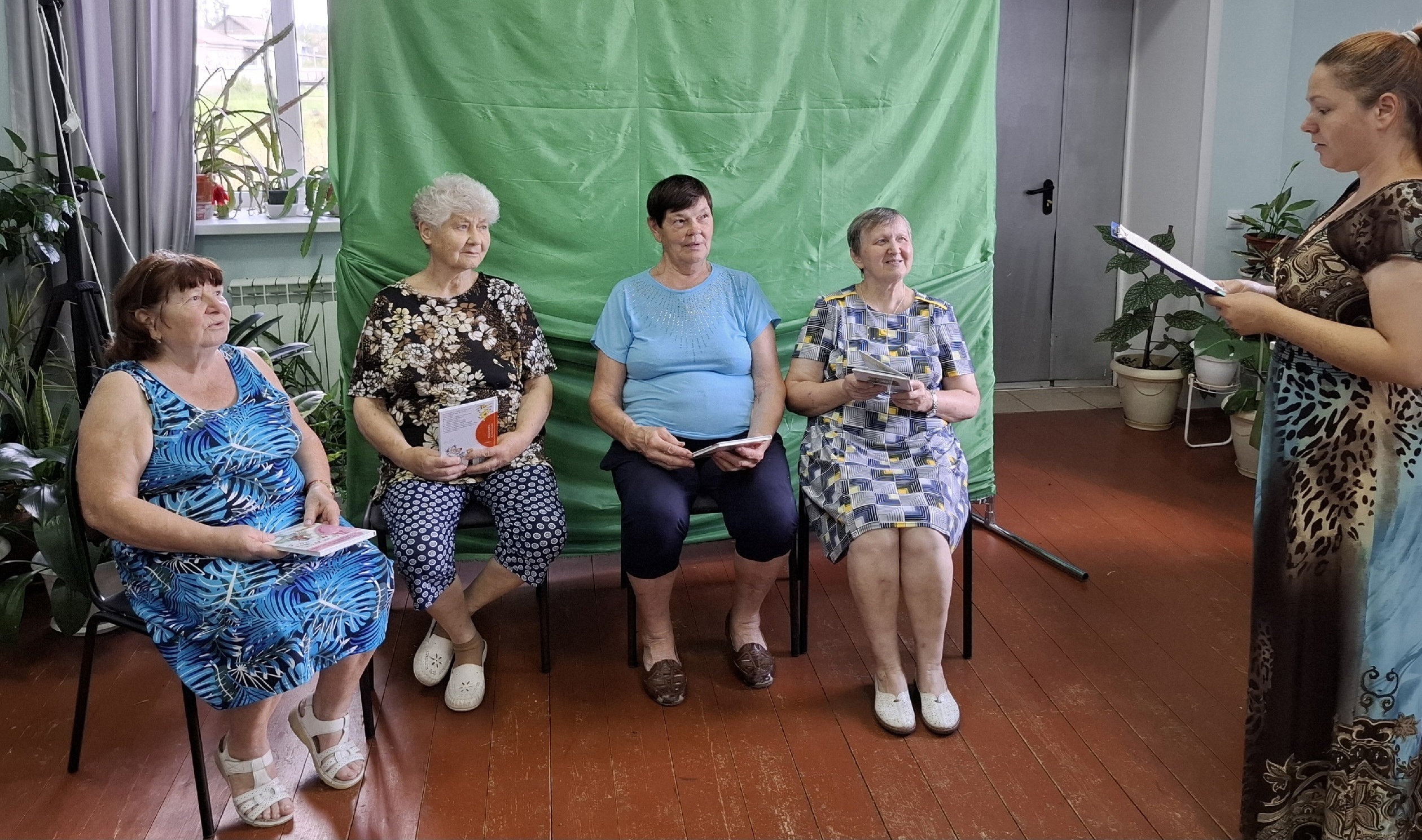 Прошел урок на тему: «Финансовая безопасность для всей семьи: защити свои деньги».